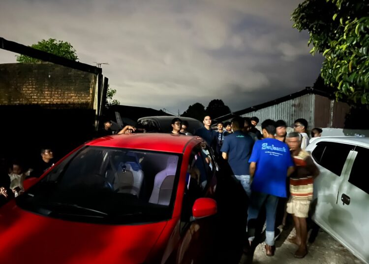 Tim gabungan Badan Narkotika Nasional (BNN) RI bersama Direktorat Jenderal Bea dan Cukai serta Polresta Padang membongkar laboratorium sabu skala rumahan di kawasan kaki Bukit Ngalau, Tarantang, Lubuk Kilangan, Kota Padang.