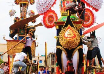 Meriah dan Sakral, Puncak Hoyak Tabuik Pariaman 2026 Digelar Hari Ini