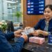 Simpan Dolar atau Tukar Rupiah? Lihat Dulu Pergerakan Kurs Hari Ini
