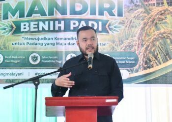Pemko Padang Luncurkan Program Padang Mandiri Benih Padi, Salurkan 14,37 Ton Benih Bersertifikat