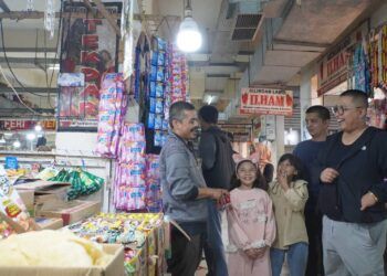 Wako Padang Panjang Tinjau Kebersihan Pasar Pusat, Temukan Area Toilet Tak Sesuai Fungsi