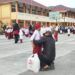 Gerakan Ayah Antar Anak Warnai Hari Pertama Sekolah di Padang Panjang
