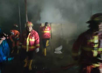 Kebakaran Hanguskan Gudang Pengolahan Kopra di Padang, 50 Damkar Dikerahkan