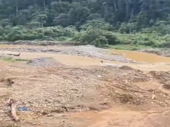 Penampakan tambang emas ilegal di Nagari Supayang, Kecamatan Payung Sekaki, Kabupaten Solok, Sumatera Barat.