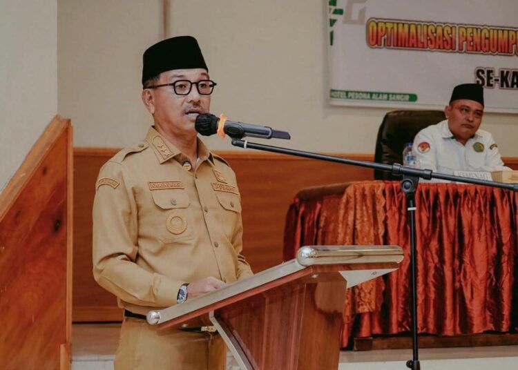 Bupati Solok Selatan, Khairunas, saat menyampaikan sambutan pada kegiatan Optimalisasi Pengumpulan Zakat, Infak, Sedekah (ZIS) UPZ Masjid di Hotel Pesona Alam Sangir, Selasa (21/7/2026).