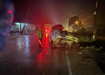 Truk Tangki Tabrak Suzuki Carry di Sijunjung, Penumpang Dirujuk ke RSUD