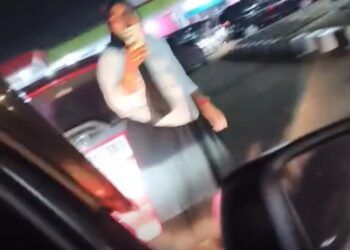 Viral! Pengendara Mobil Cekcok di SPBU Pariaman, Pria Ini Mengaku Diludahi