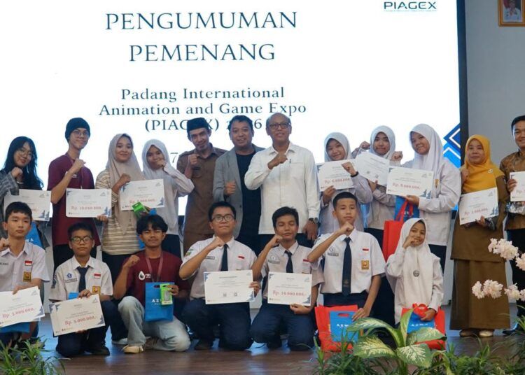 PIAGEX 2026 resmi ditutup di Kota Padang. Disdikbud mengapresiasi 96 peserta yang menampilkan karya animasi, coding, dan game bertema Gastronomy City serta Loji Belanda.