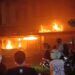Kompor Meledak Saat Pedagang Memasak Mi, Warung di Padang Terbakar