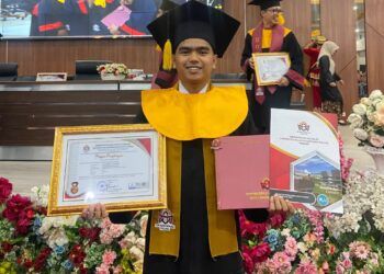 Perjuangan Ade Irwandi, Anak Petani yang Jadi Lulusan Terbaik dan Raih Beasiswa S2 UIN Imam Bonjol Padang