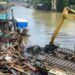 Jelang HJK Padang ke-357, Empat Bangkai Kapal di Batang Arau Dibongkar