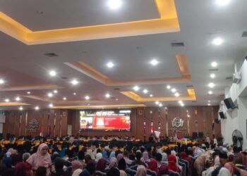 Hari Kedua Wisuda ke-96, UIN Imam Bonjol Padang Beri Penghargaan 18 Lulusan Terbaik dan Mahasiswa Berprestasi