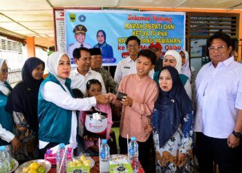 Ibnu Siswa SLB di Padang Pariaman Mulai Kenal Dunia Suara Berkat Bantuan Alat Bantu Dengar