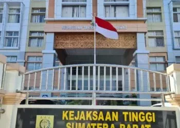 WALHI Kritik Kejati Sumbar, Pengusutan Tambang Dinilai Kalah Cepat dari Penanganan Demo