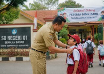 Pemerintah Izinkan ASN Antar Anak di Hari Pertama Sekolah