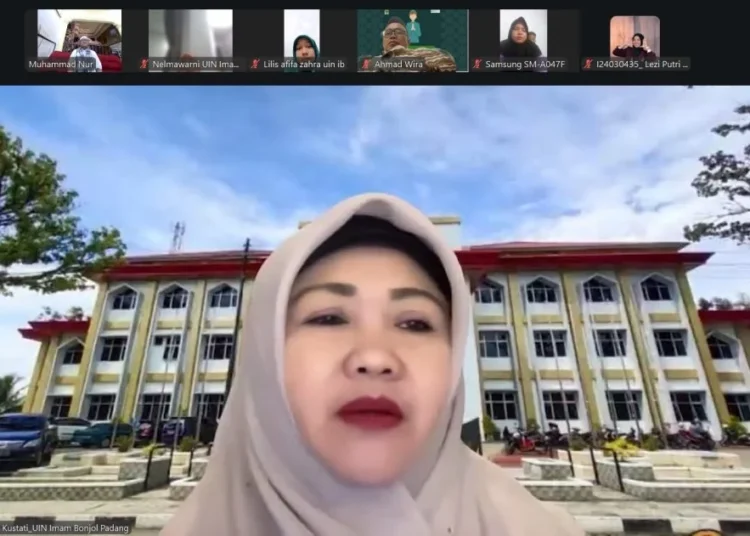 Universitas Islam Negeri (UIN) Imam Bonjol Padang menggelar tausiah, istigosah, tahlil, dan doa bersama untuk menyambut Hari Ulang Tahun (HUT) ke-81 Kemerdekaan Republik Indonesia pada Minggu (16/8/2026). Foto: UIN Imam Bonjol Padang