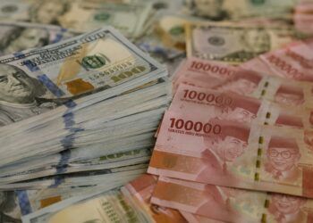 Ada Pergerakan di Pasar, Dolar Hari Ini Berada di Level Rp17.694