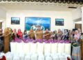 Wali Kota Pariaman Serahkan Bantuan Usaha kepada Puluhan Pengrajin Batik dan Rajutan