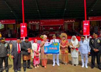 Bank Nagari Salurkan CSR Rp120 Juta, Dukung Pendidikan dan Masa Depan Generasi Pesisir Selatan