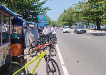 Berawal dari Ide Sang Ibu, Rental Sepeda Three Boys13 di Pantai Padang Kini Ramai Penyewa