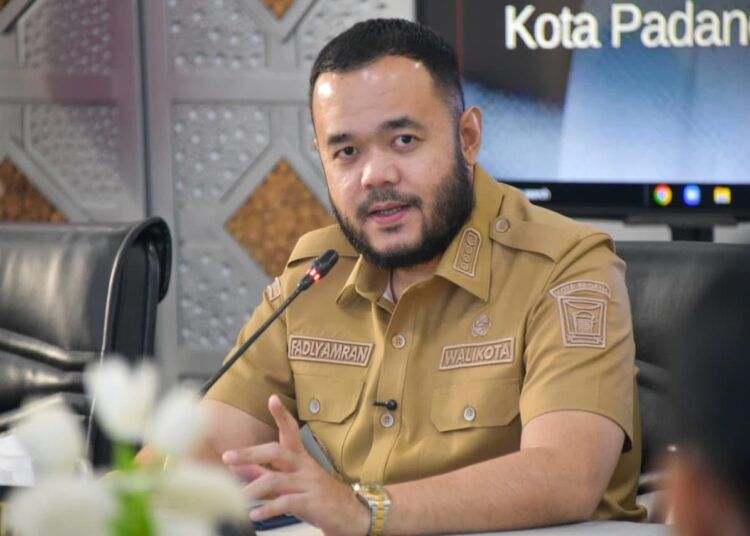 Wali Kota Padang Fadly Amran.