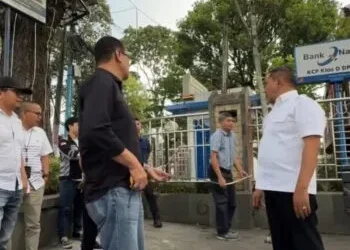 Pemko Bukittinggi Revitalisasi Taman Depan DPRD, Pohon Pinus Diganti Tanaman Hias