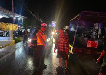 Dua Kendaraan Terlibat Kecelakaan di Padang Pariaman, 1 Orang Tewas dan 2 Balita Luka-Luka