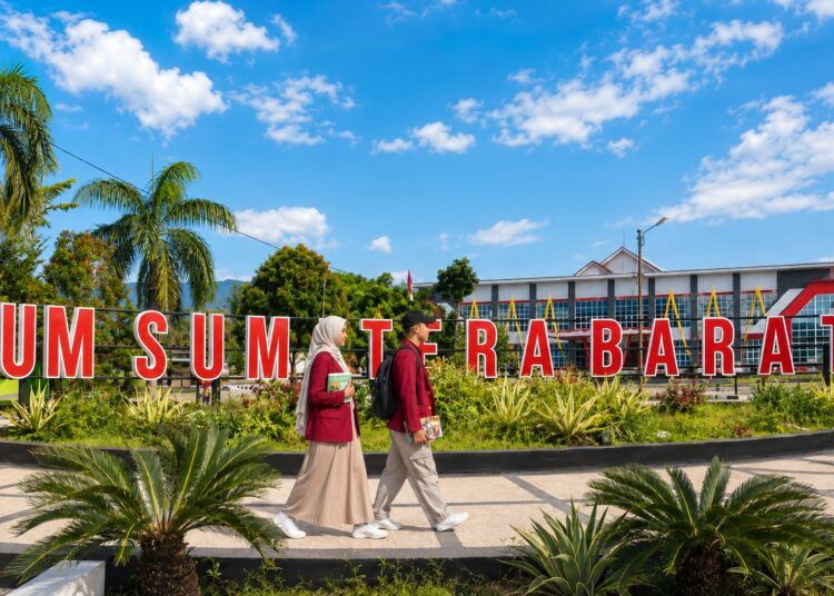 Universitas Muhammadiyah (UM) Sumatera Barat.