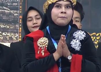 Prabowo Kenalkan Susanah di Depan DPR, Buruh Pengupas Bawang yang Disebut Berupah Rp700 Ribu per Kg