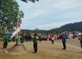 Prosesi menaikkan bendera dalam Upacara peringatan Hari Ulang Tahun (HUT) ke-81 Kemerdekaan Republik Indonesia di Kelurahan Lambung Bukit, Kecamatan Pauah, Kota Padang, Sumatera Barat, pada Senin (17/8/2026). Foto: Qadri Hayatul/Kabarminang.com