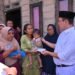 Wali Kota Payakumbuh Serahkan Bantuan untuk Warga Terdampak Kebakaran di Padang Tiakar