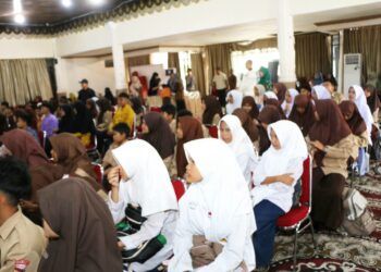 Pemko Pariaman dan Kementerian Ekraf Gelar Program Melukis Bersama untuk Anak Terdampak Bencana