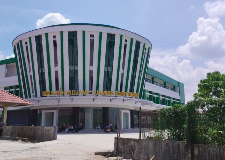 Gedung Universitas Islam Negeri (UIN) Sjech M. Djamil Djambek Bukittinggi.Foto: Qadri/Sumbarkita