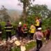 Truk Tronton Oleng dan Masuk Jurang di Lembah Anai, Satu Orang Tewas