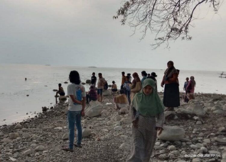 Loksi seorang pelajar ditemukan meninggal dunia setelah tenggelam di Danau Singkarak, tepatnya di Jorong Pasir, Nagari Tikalak, Kecamatan X Koto Singkarak, Kabupaten Solok, Sumatera Barat, Sabtu (22/8/2026) sore. Foto: Tangkapan layar media sosial