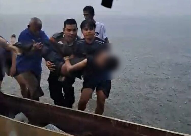 Seorang pelajar ditemukan meninggal dunia setelah tenggelam di Danau Singkarak, Jorong Pasie, Nagari Tikalak, Kecamatan X Koto Singkarak, Kabupaten Solok, Sumatera Barat, pada Sabtu (22/8/2026) sore. Foto: Polsek X Koto Singkarak