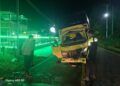 Dua Mobil Barang Bertabrakan di Singkarak Solok, Sopir 72 Tahun Patah Kaki