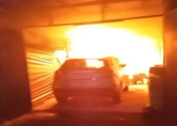 Kebakaran di Asrama Polri Bukittinggi, Satu Honda HR-V dan Dua Motor Hangus