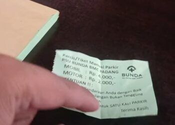 Video: Karcis Parkir Bertuliskan Kehilangan Bukan Tanggung Jawab Pengelola, Pengunjung RS di Padang Protes
