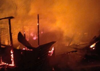 Api Mengamuk di Agam, Sebuah Rumah Ludes Terbakar