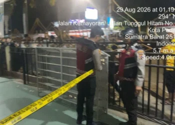Sesosok Mayat Ditemukan di Pekarangan Masjid di Padang