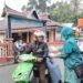 Kualitas Udara Memburuk, Pemkab Padang Pariaman Bagikan Masker kepada Pengendara dan Pelajar