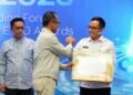 Pemkab Padang Pariaman Raih Dua Penghargaan Digitalisasi Keuangan Daerah dari Bank Nagari
