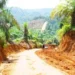 Puluhan Tahun Terisolasi, Jalan Bukit Hujan di Dharmasraya Akhirnya Mulai Diperbaiki