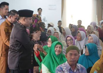 Puluhan Lansia Ikuti Sekolah Lansia di Padang Panjang, Dibekali Materi Kesehatan Hingga Kemandirian