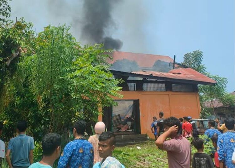 Kebakaran melanda kawasan Pasar Painan, Kota Painan, Kecamatan IV Jurai, Kabupaten Pesisir Selatan, Sumatera Barat, pada Kamis (3/9/2026). Foto: Tangkapan layar media sosial