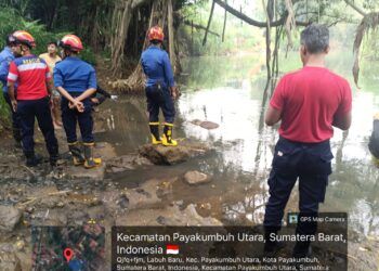 Mayat Pria dengan Tangan Terborgol Ditemukan di Sungai di Payakumbuh