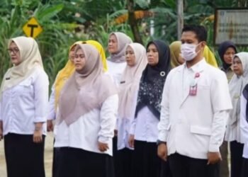 Pimpin Apel Gabungan, Wakil Bupati Dharmasraya Tekankan Disiplin dan Tanggung Jawab ASN