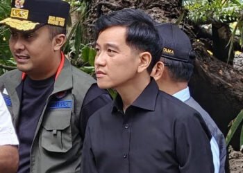 Video: Wapres Gibran Tiba di Lokasi Galodo Arosuka, Didampingi Bupati Solok