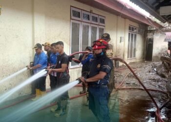 Pemko Padang Panjang Bantu Pemulihan Pascagalodo di Solok